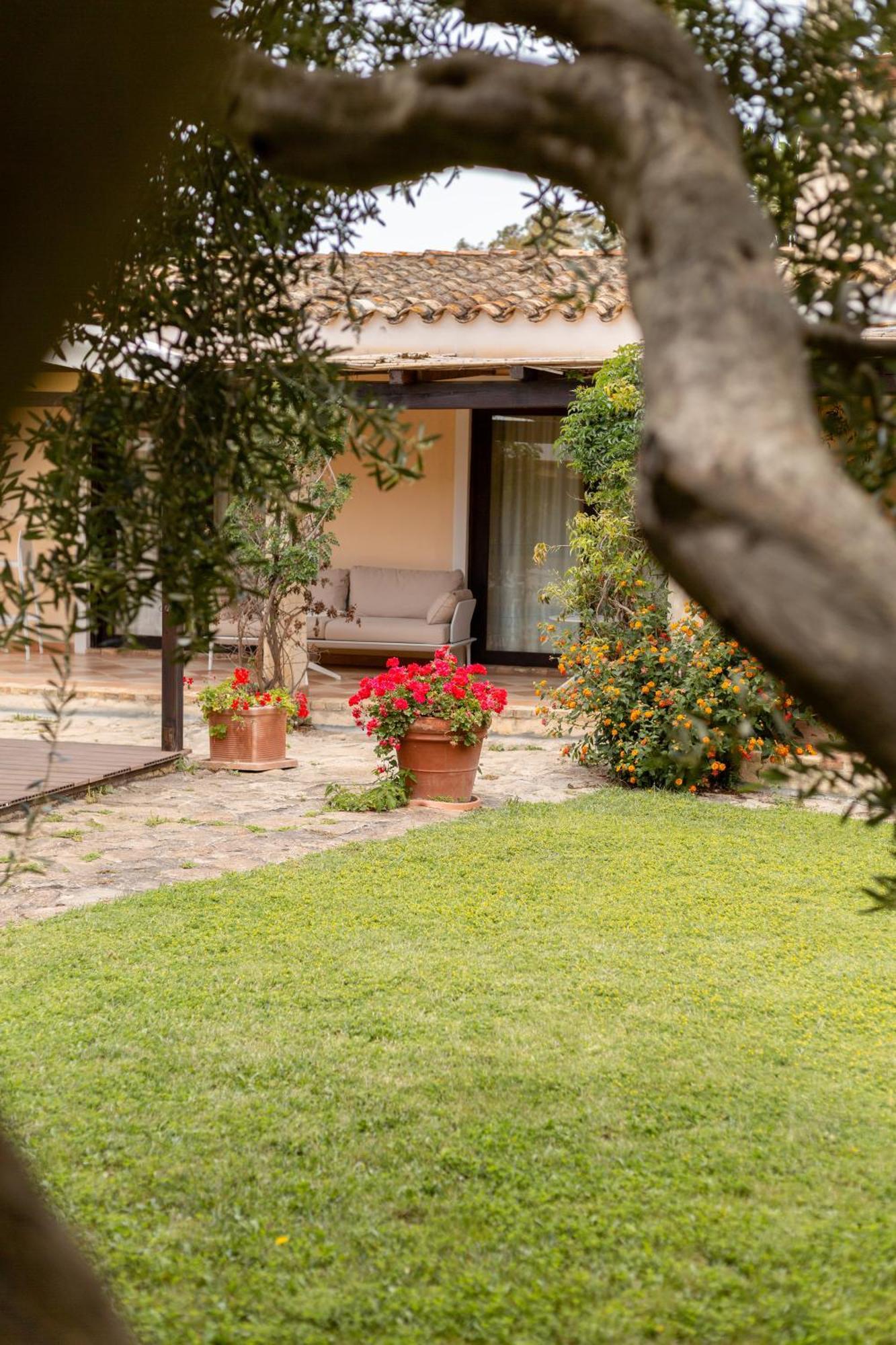 Porto Giunco Residence Villasimius Exterior photo
