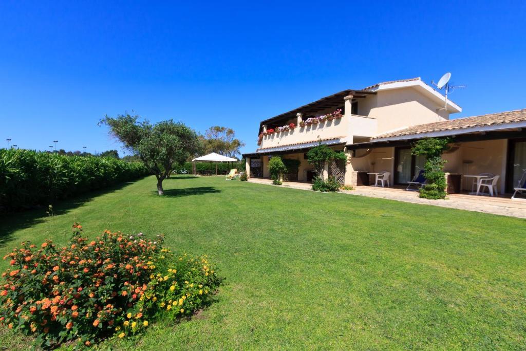 Porto Giunco Residence Villasimius Exterior photo