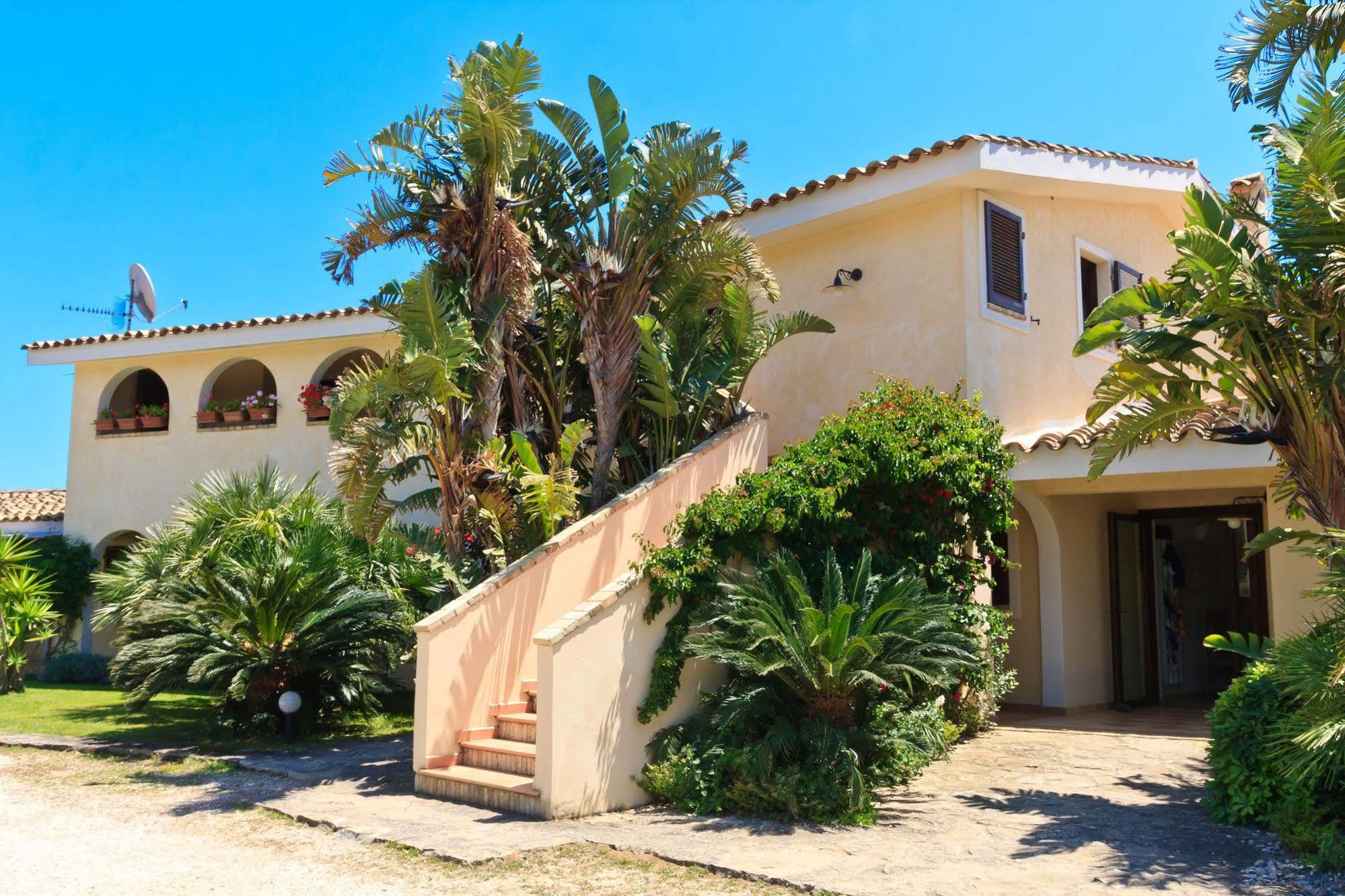 Porto Giunco Residence Villasimius Exterior photo