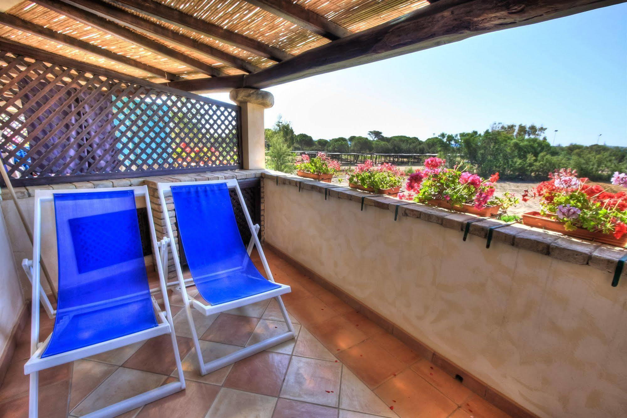Porto Giunco Residence Villasimius Exterior photo